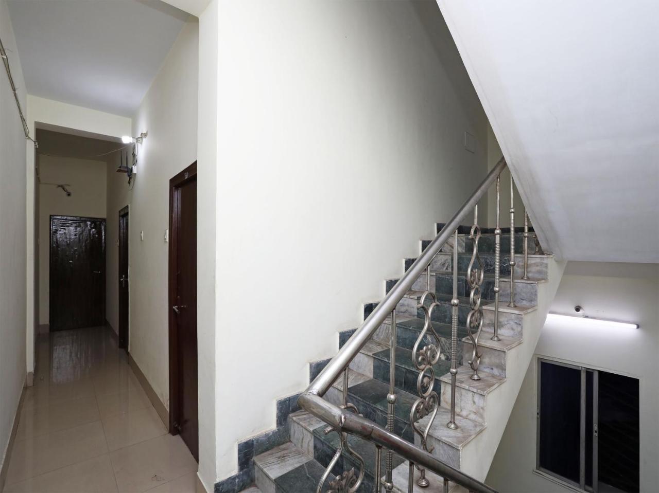 Santragachi Oyo 13906 Vinita Inn מראה חיצוני תמונה